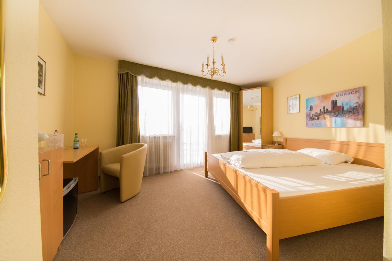 Hotel Simon Gauting Eksteriør billede