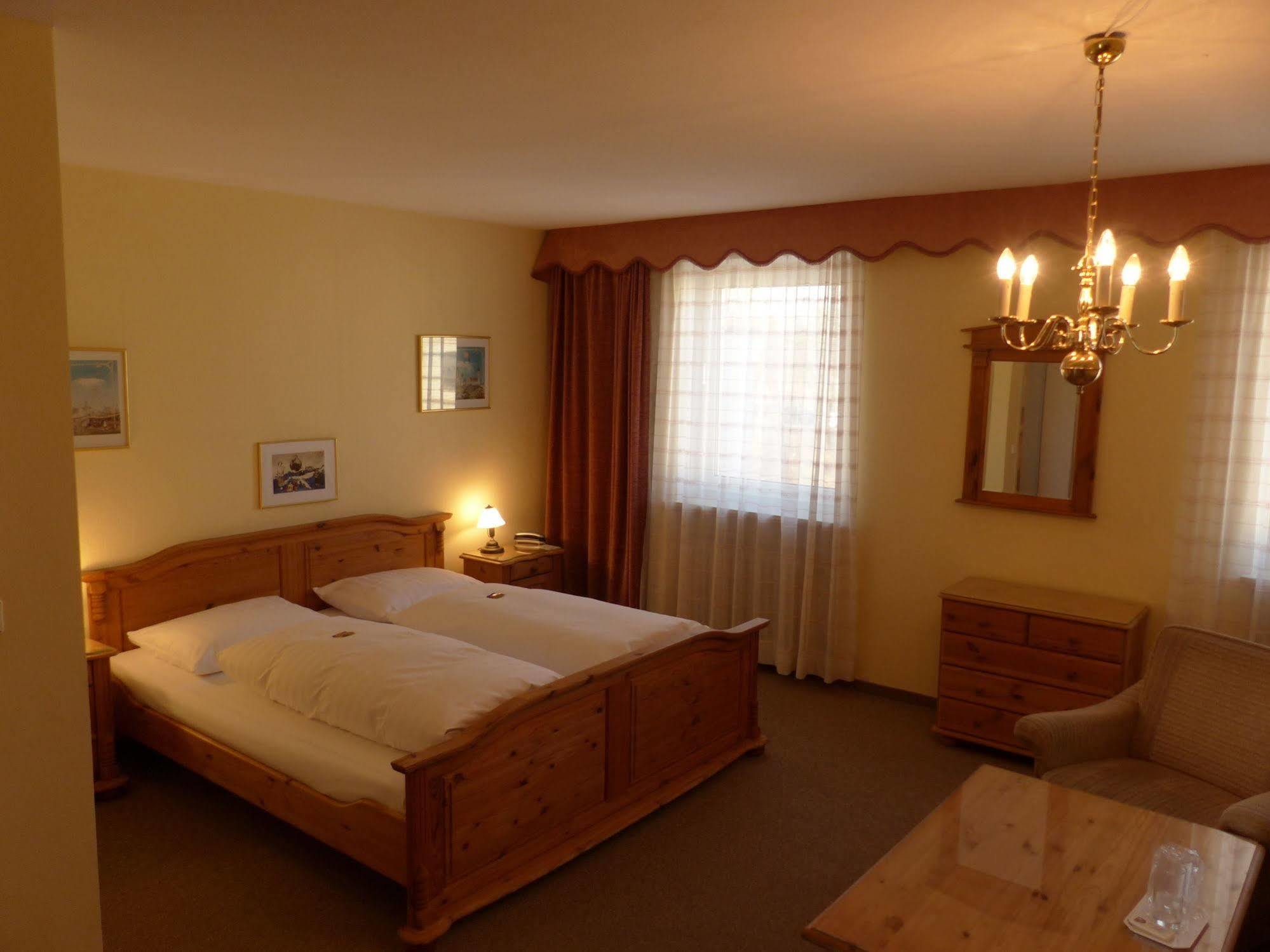 Hotel Simon Gauting Eksteriør billede