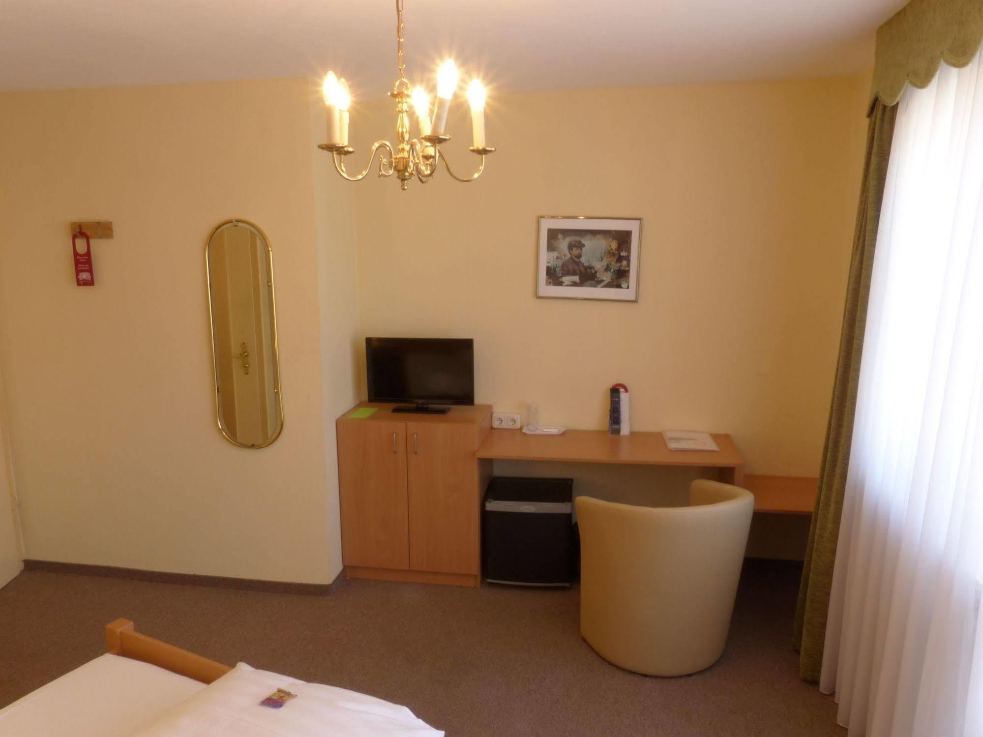 Hotel Simon Gauting Eksteriør billede